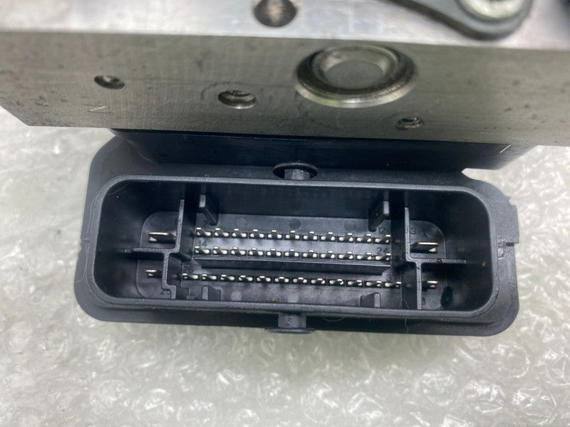 1037797-00-D ⭕ 2016-2020 Tesla Model S Anti-Lock ABS Brake Pump Module Assembly 1037797-00-D