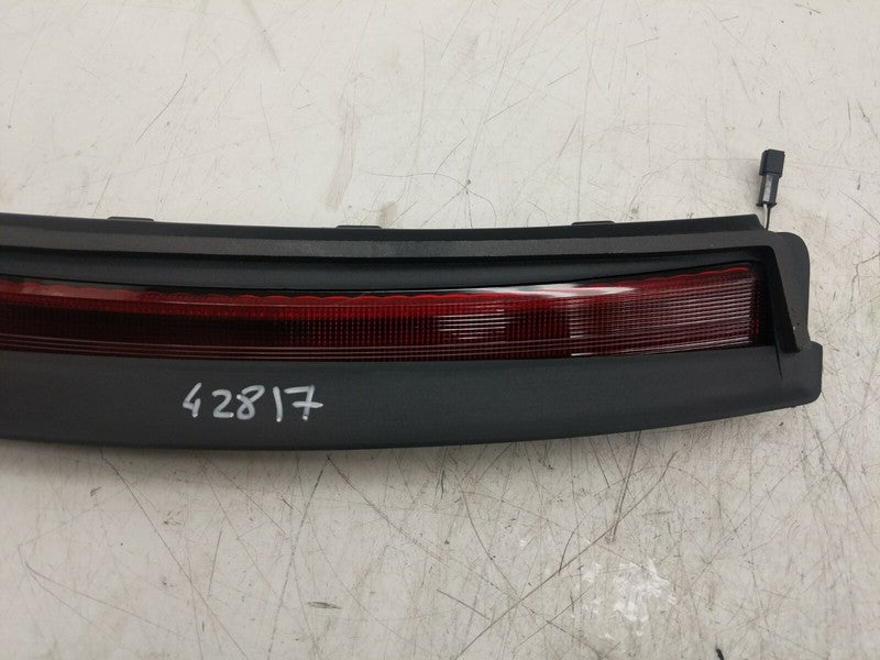 1077405 00 E ⭕ 2017-2022 Tesla Model 3 Rear Package Tray Lamp Inner 3rd Brake Stop Light Assy
