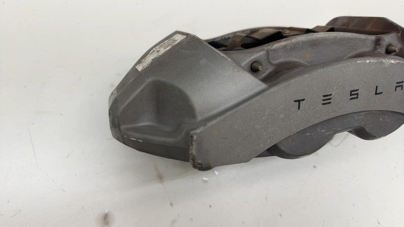 104462200D ⭕ 2017-2023 Tesla Model 3 Front Passenger Side Brake Caliper Right 1044622-00-D