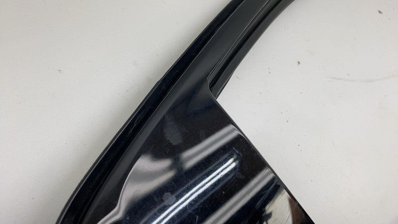 ⭕ 21-23 Polestar 2 Rear Right Door Window Weatherstrip w/ Trim Molding