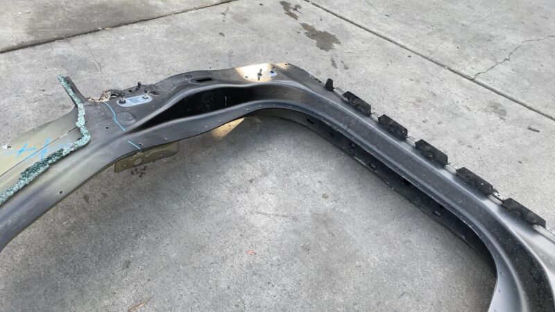 1917292-ST-A 2024-2025 Tesla Cybertruck Passenger Body Side Outer Structural Frame Right RH