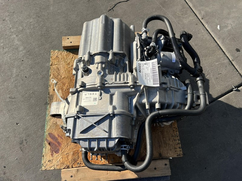 ⭕ 2020 2021 Tesla Tesla Model S X Rear Drive Unit Electric Motor 10370