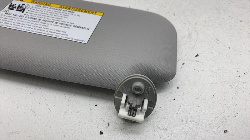 TW202-84000 ⭕ 2023-2024 Toyota Prius Front Passenger Side Sun Visor Right OEM TW202-84000