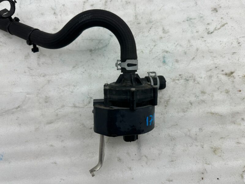 2016-2020 Tesla Model X MX Cooling System Auxiliary Coolant Water Pump Assembly