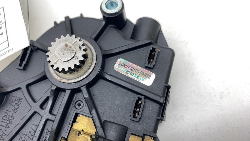 A1668200208 Mercedes-Benz GLE350 Panoramic Sunroof Sun Shade Motor +  Wire Harness Connector