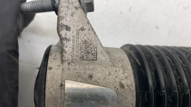 1044461 01 E 17-23 Model 3 Rear Left /Right Shock Strut Absorber Coil Damper AWD 1044461-01-E