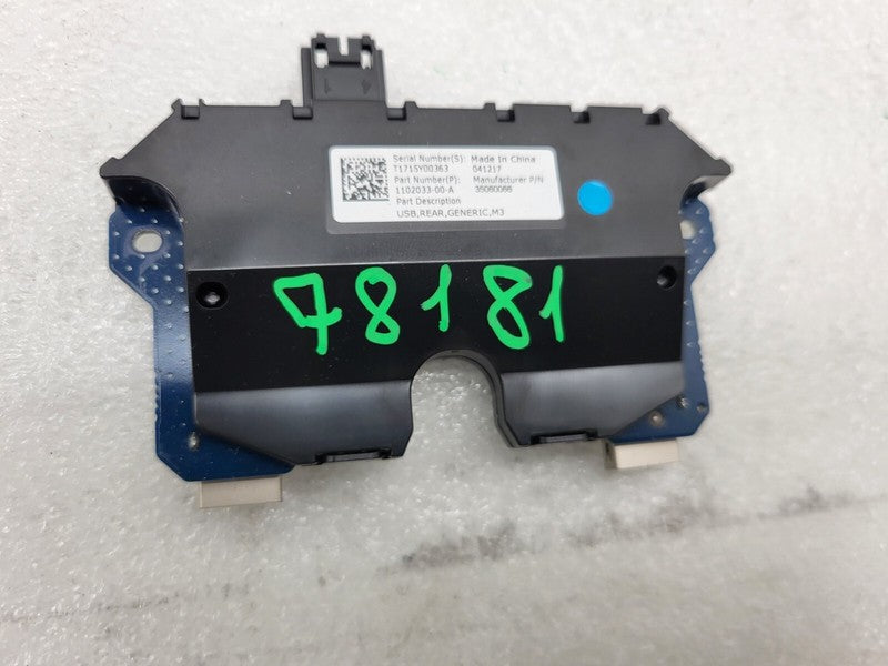 1102033 00 A ⭕ 2017-2022 Tesla Model 3 Rear USB/AUX Control Unit Hub Module OEM 1102033-00-A