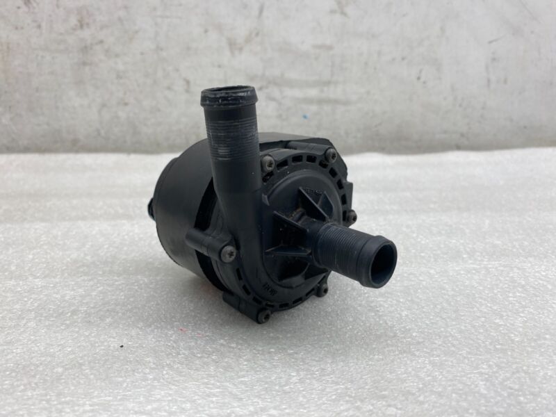 2012-2015 Tesla Model S MS Battery Coolant System Auxiliary Water Pump Assembly