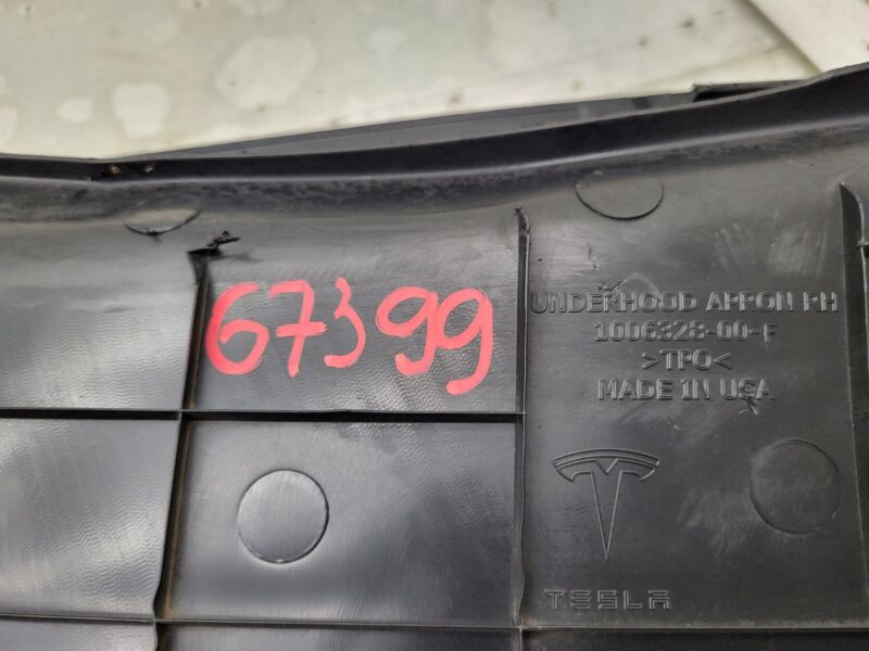 1006328-00-F ⭕12-15 Model S Front Left & Right Underhood Apron Trim 1006328-00-F/1006327-00-E