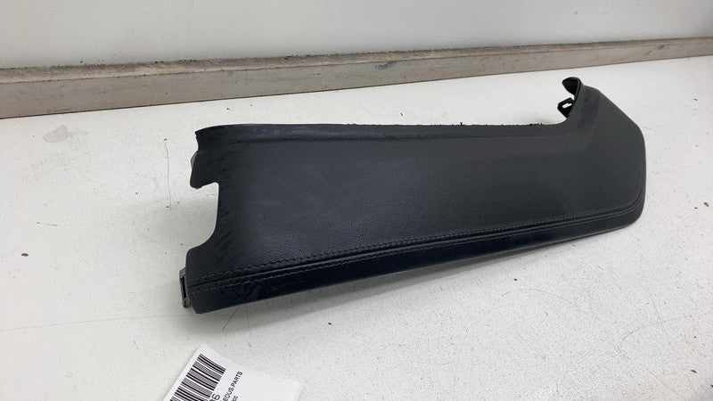 ⭕ 22-24 R1T Front Left & Right Upper Center Console Trim PT00000875 / 