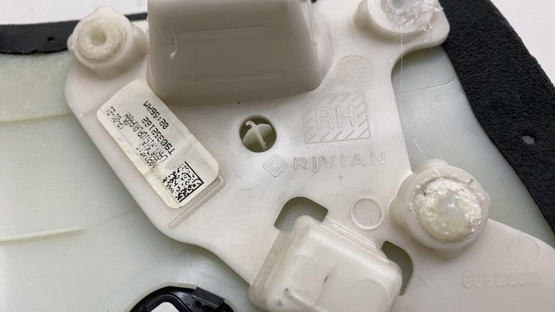 PT00015537 2022-2024 Rivian R1S Rear Passenger Side D-Pillar Upper Trim Cover Panel Right