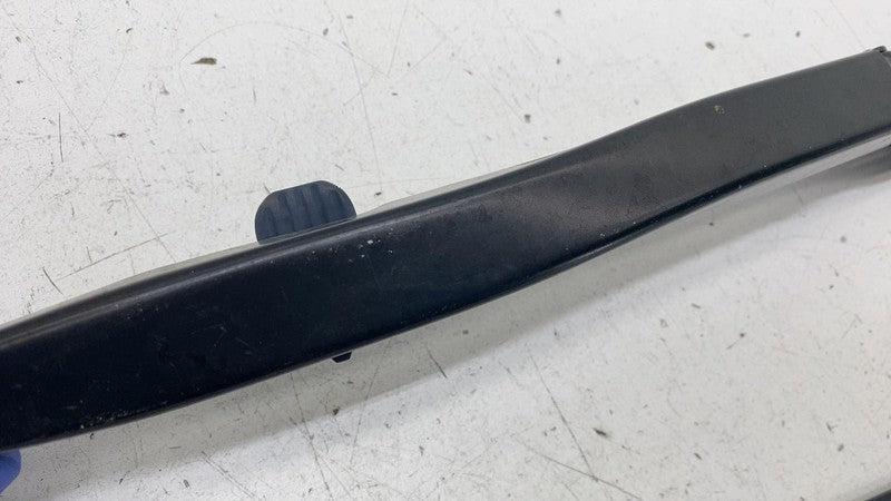 31696294 ⭕ 2021-2025 Polestar 2 Front Passenger Side Windshield Wiper Arm Right 31696294