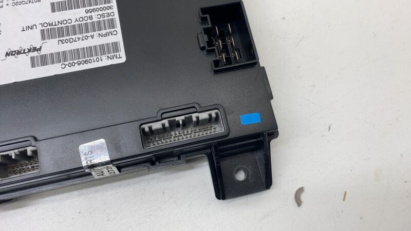 101090600C 2012-2020 Tesla Model S Body Controller BCM Control Module (315MHZ) Assembly OEM