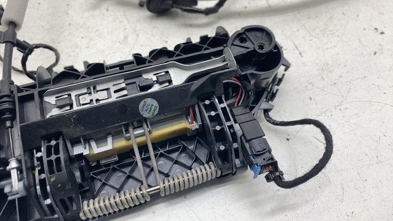 Outside Door Handle VOLKSWAGEN ID4 Right 25