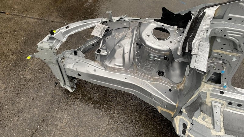 ⭕ 2023-2024 Toyota Prius Front Passenger Side Apron Horn Rail Frame Cutout Right