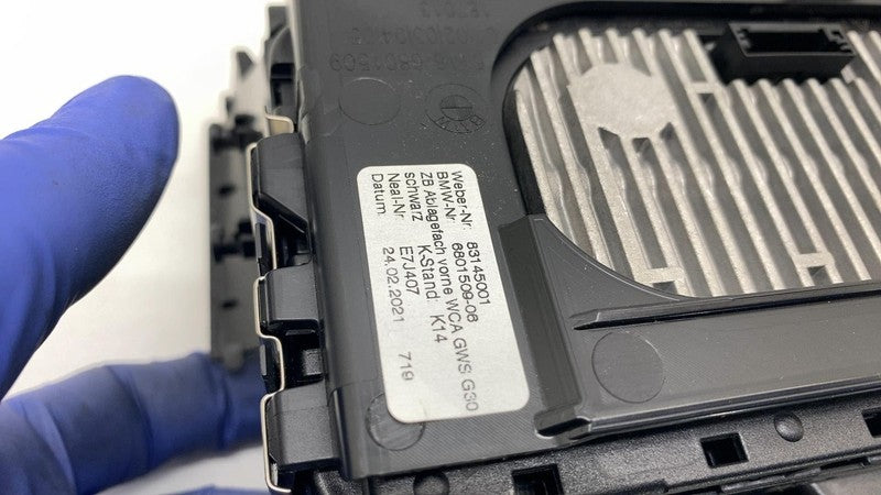 2018-2023 BMW 530e G30 Front Center Console Wireless Device Battery Ch