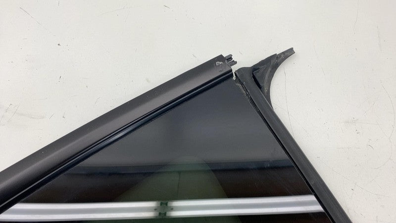 ⭕ 20-23 Model Y Rear Passenger Side Quarter QTR Window Glass Right 149