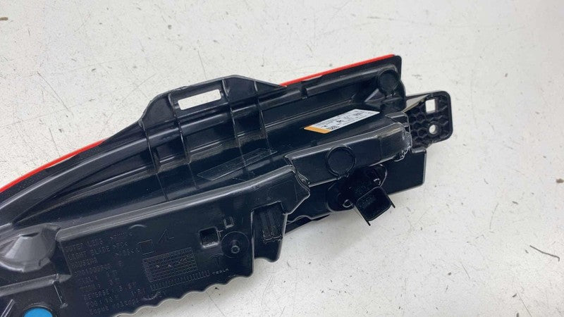 1712514-00-E ⭕24-25 Model 3 Rear Right Lower Bumper Taillight Lamp LED Reflector 1712514-00-E