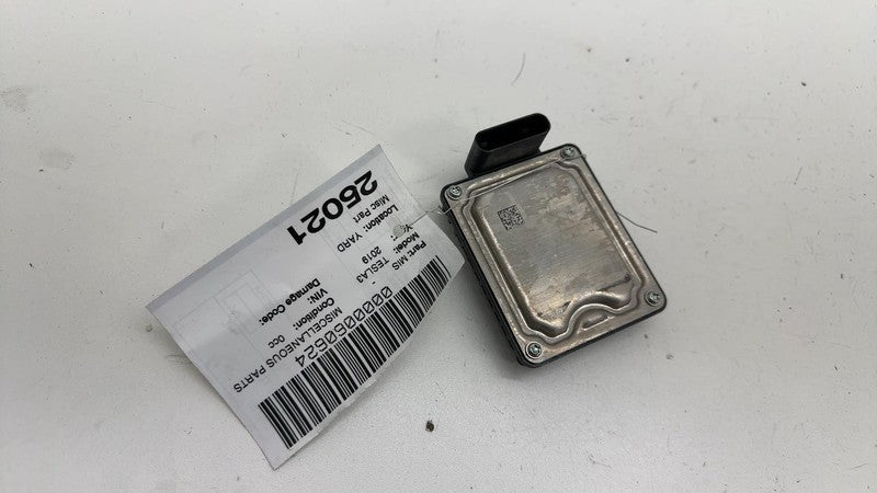 ⭕2017-2023 Tesla Model 3 Seven Pin Perpendicular Radar Sensor 7-Pin 11