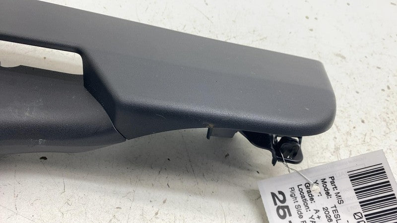 ⭕ 25-26 Model Y Front Passenger Seat Inner Trim Cover Panel Right 1618