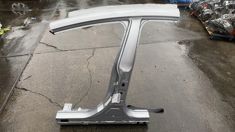 ⭕ 2023-2024 Toyota Prius Driver Side B-Pillar Structural Frame Cutout 