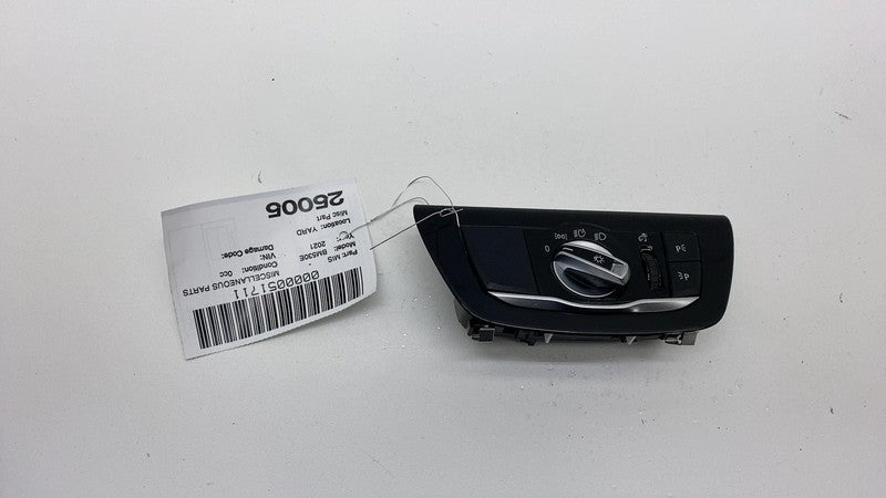9472967 02 2017-2023 BMW 530e G30 Front Dash Headlight Head Light Lamp Control Switch Assy