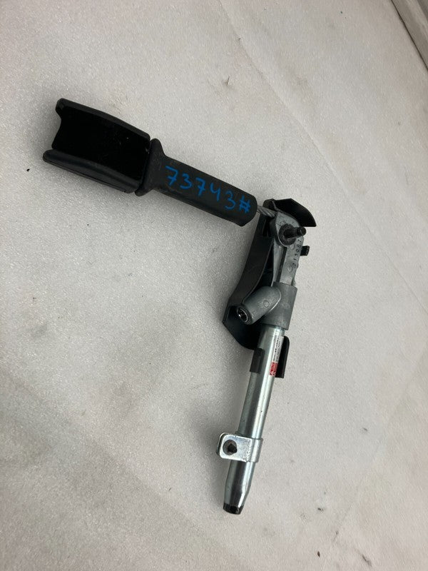 100526500B ⭕ 12-15 Model S Front Right Seat Belt Outboard Lap Pre-Tensioner RH 1005265-00-B