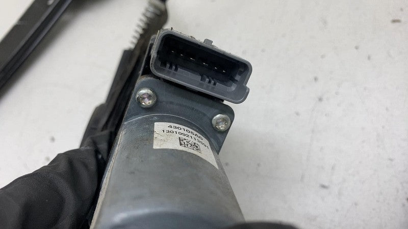 ⭕ 12-20 Tesla Model S Front Passenger Side Door Window Regulator & Mot