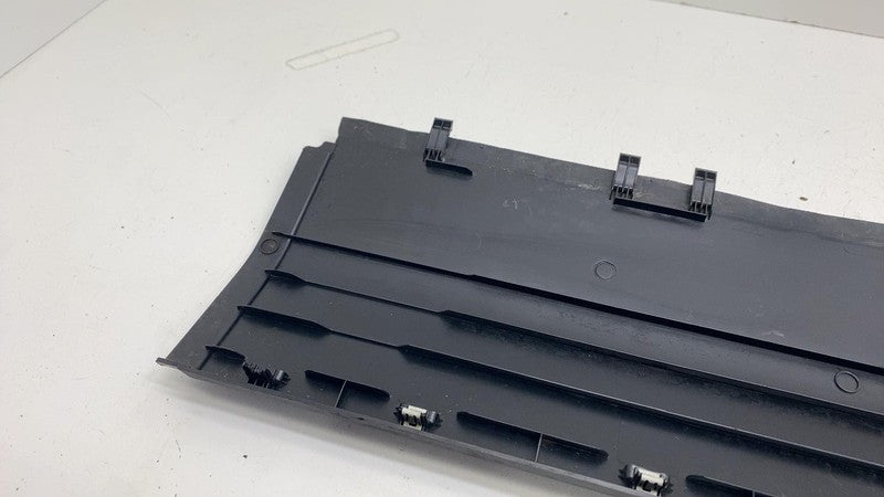 PT00742033A ⭕ 2025 Rivian R1S Passenger Side Rocker Molding Cover Panel Right PT00742033-A