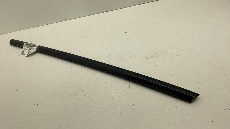 ⭕ 2020-2024 Tesla Model Y Rear Right Door Window Outer Belt Assy 14957