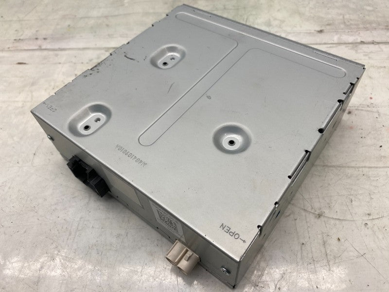 100478701E ⭕ 12-20 Tesla Model S Satellite HD Radio Receiver Tuner Module Unit 1004787-01-E