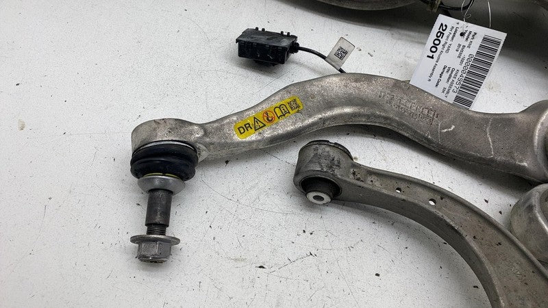 2018-2020 BMW 530e Front Right Spindle Knuckle w/ Upper & Lower Contro