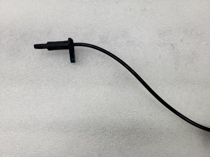 104476100E ⭕17-24 Model 3 Front Left or Right Anti-Lock ABS Wheel Speed Sensor 1044761-00-E