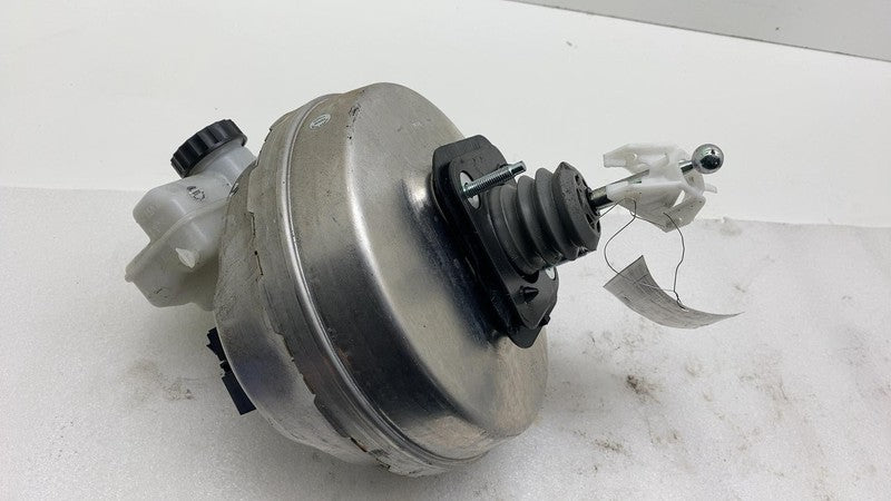 29 6861215 06 ⭕ 18-23 BMW 530e 530i 540i G30 Power Brake Booster Master Cylinder & Reservoir