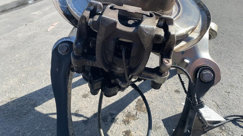 ⭕ 2014-2020 BMW i3 Rear Passenger Side Knuckle + Brake Caliper + Rotor Right RWD