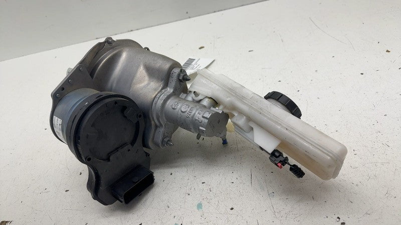 ⭕ 2017-2023 Model 3 Power Brake Booster Master Cylinder & Reservoir 10