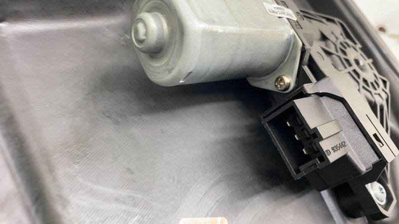 A1669006307 2016-2019 Mercedes-Benz GLE350 Rear Driver Door Window Regulator & Motor Left LH