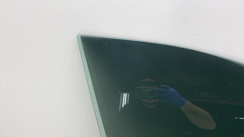 2017-2022 BMW 530e G30 Front Passenger Side Door Window Glass Right RH