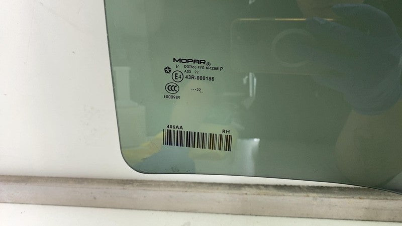 E4 43R-000186 ⭕ 2021-2024 Chrysler Pacifica Rear Passenger Side Door Window Glass Right RH OEM
