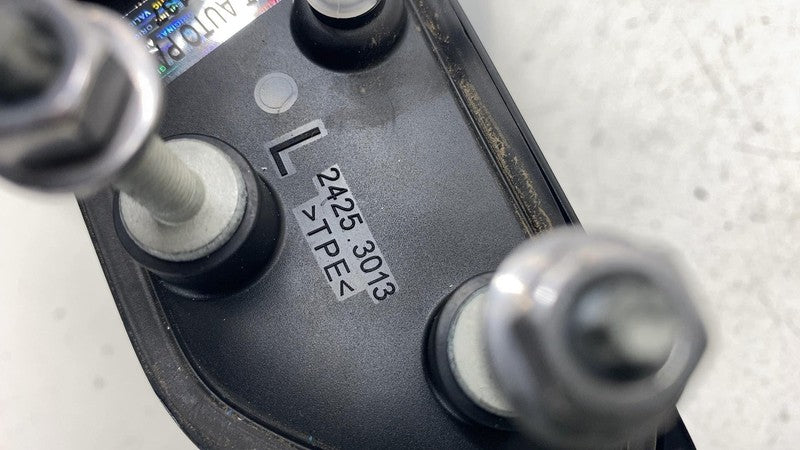 ⭕ 2022-2024 Rivian R1T R1S Front Left Rear View Power Door Mirror Silver EXP004