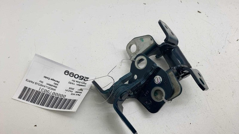 ⭕2017-2025 Chrysler Pacifica Front Passenger Side Upper & Lower Door Hinge Right