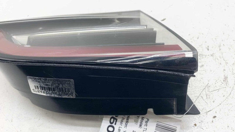 ⭕ 17-23 Tesla Model 3 Rear Left Inner Taillight LED Tail Lamp (3-Pin) 