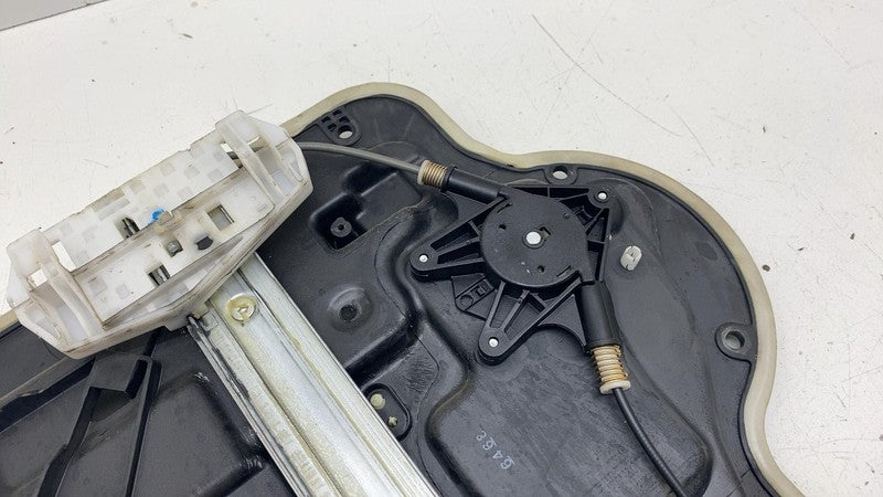 68244606AC ⭕ 07-18 Jeep Wrangler Front Passenger Side Door Window Regulator & Carrier Right