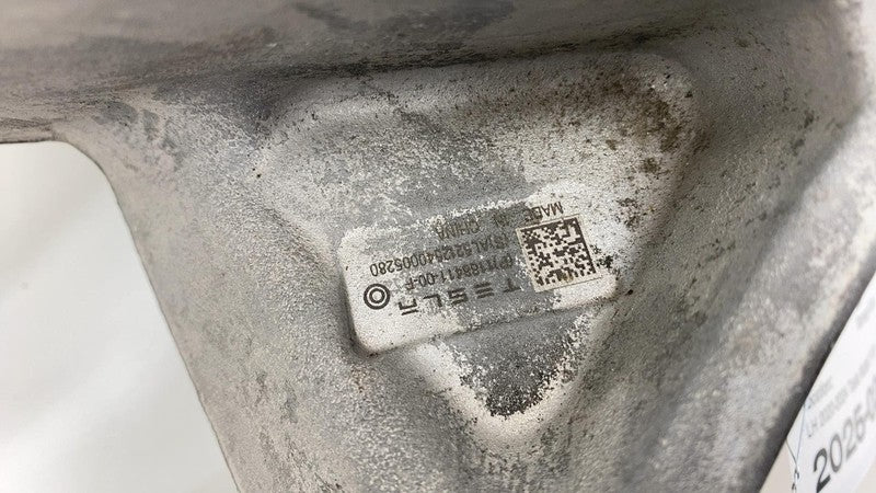 118841100F 2020-2024 Tesla Model Y MY Rear Driver Side Suspension Spindle Knuckle Left LH