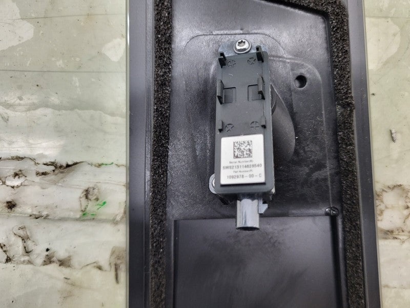 1496707 S0 B ⭕ 16-20 Model S Left Exterior B-Pillar Applique Glass w/ Camera LH 1496707-S0-B