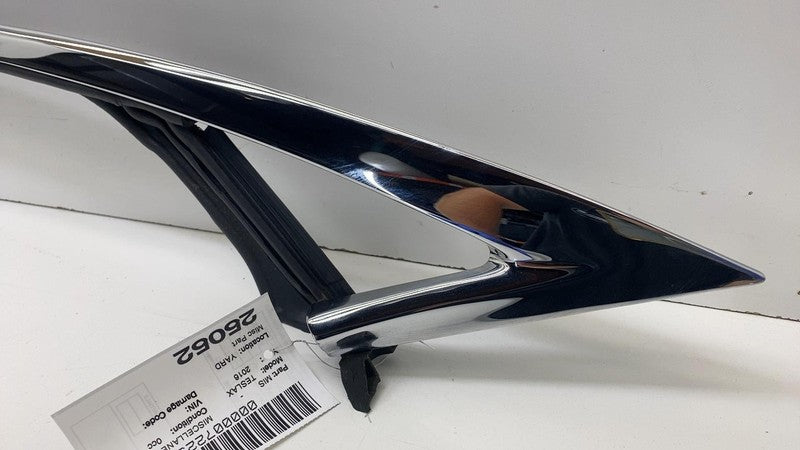 1032124-00-B ⭕ 2016-2018 Tesla Model X Door Chrome Upper Molding Bright Right RH 1032124-00-B