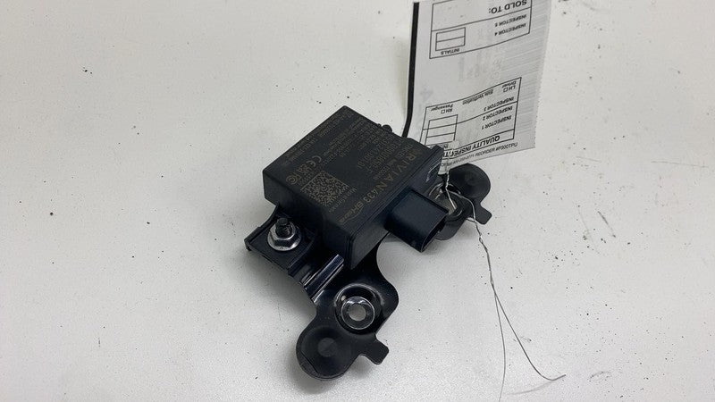 ⭕ 22-24 Rivian R1T R1S Tire Pressure Monitoring System TPMS Receiver P