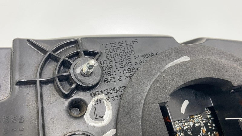 ⭕ 2012-2022 Tesla Model S Rear Taillight LED Outer Tail Lamp Left 6005