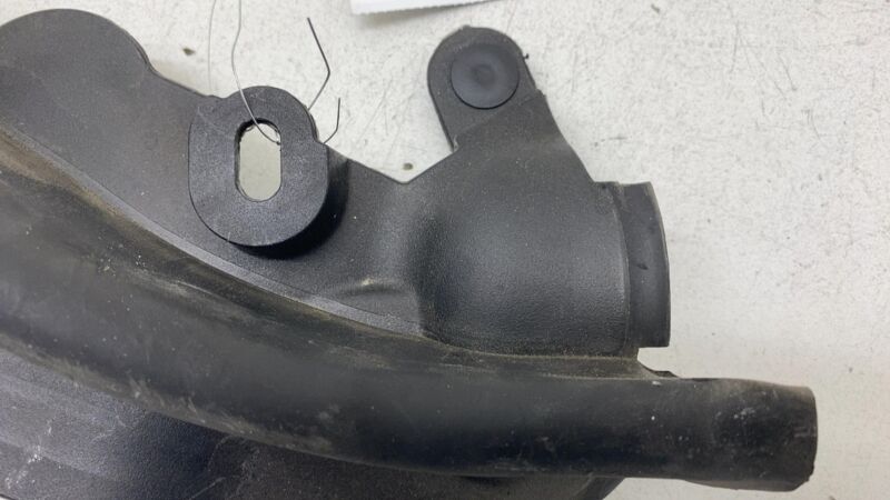 51767349601 2017-2022 BMW 530e Front Driver Side Hood Bonnet Gasket Seal Strip Cover Left LH