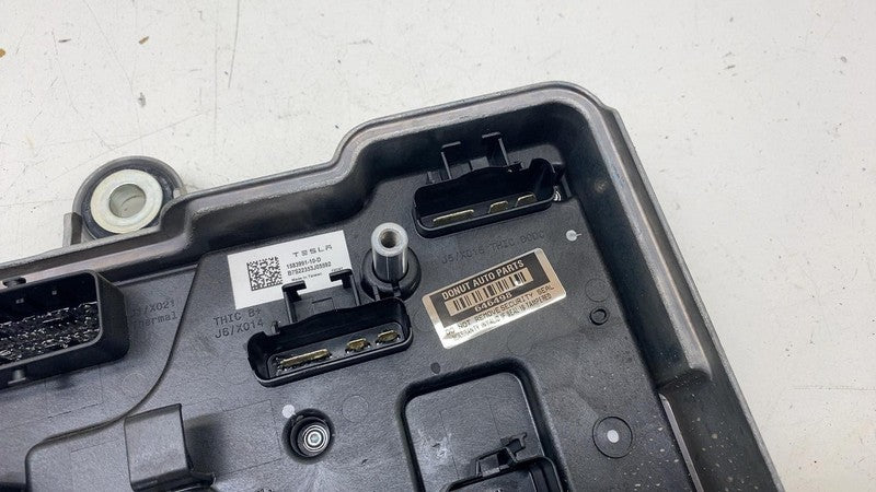 158399110D ⭕ 21-23 Tesla Model 3 Y Front Vehicle Electronic Controller Module 1583991-10-D